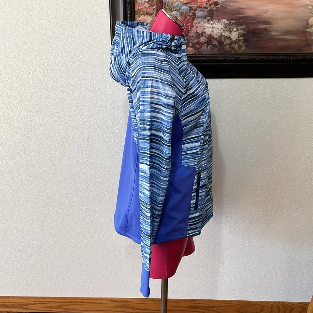 Marmot Windbreaker Striped Blue White Hooded Lightweight Running Jacket Large